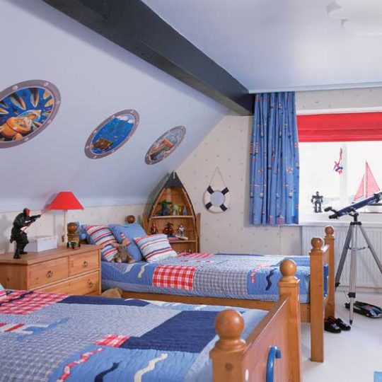 Современный дизайн комнаты для мальчика - фото 12
