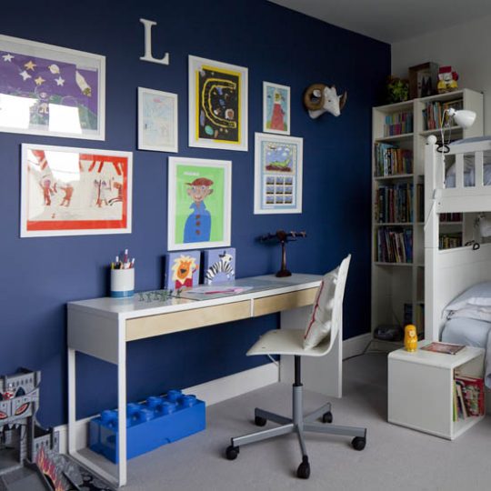 Современный дизайн комнаты для мальчика - фото 43