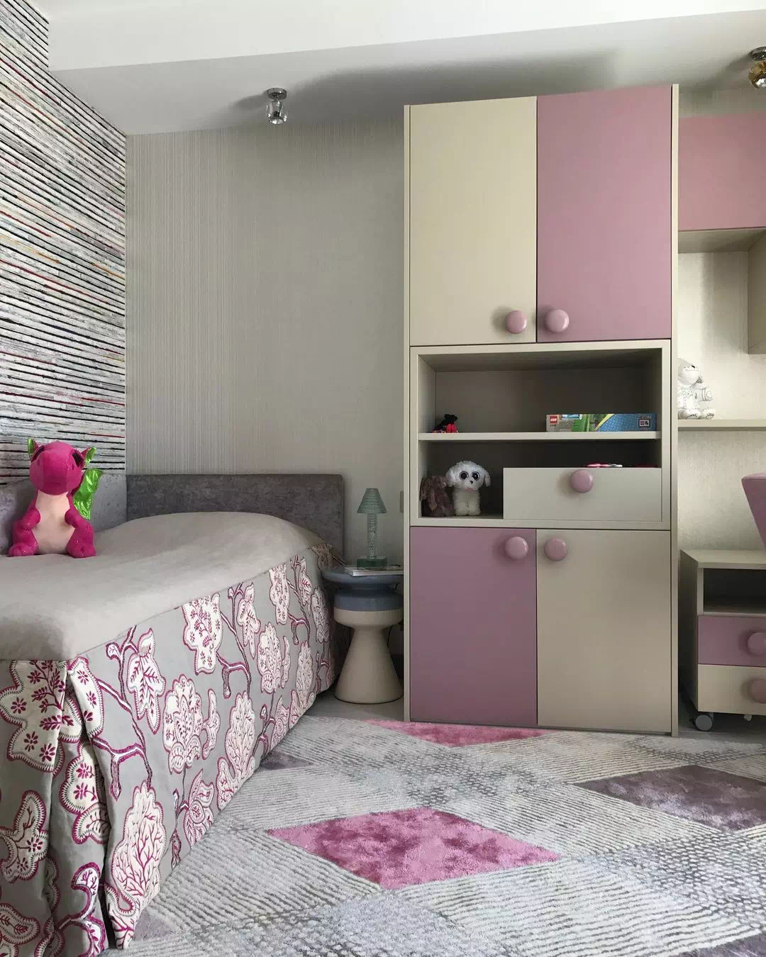 Комфортный дизайн комнаты девочки-дошкольницы 2