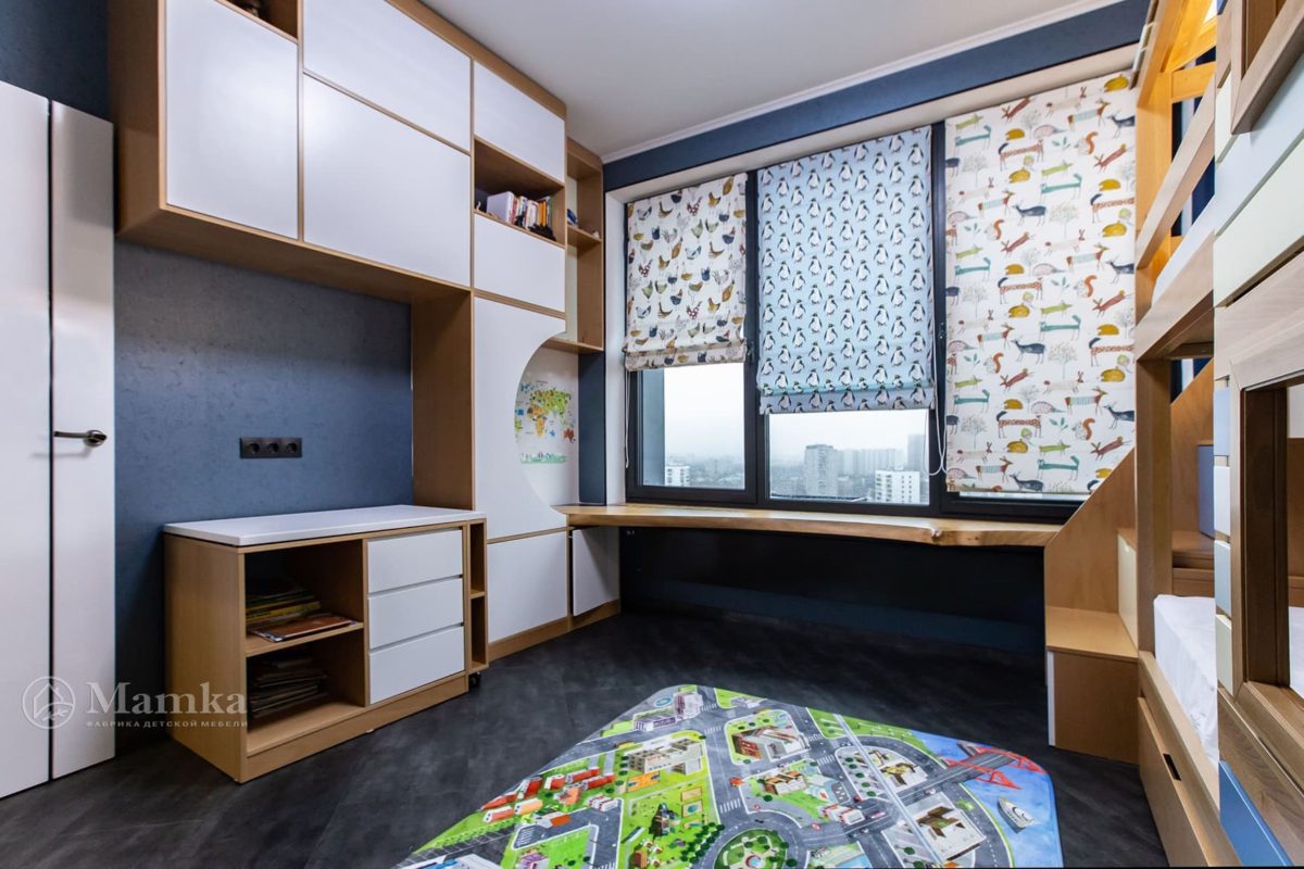 Детская комната для мальчика с необычной зоной отдыха фото 7